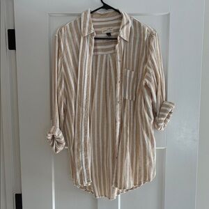 Universal Thread Beige and White Striped Women’s Shirt